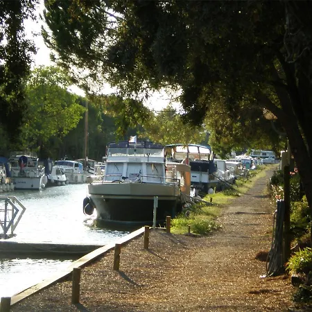 Domaine De L'herbe Sainte Διαμέρισμα *