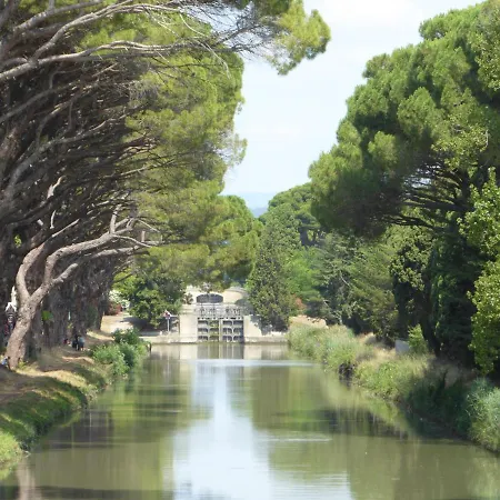 Domaine De L'herbe Sainte דירה *