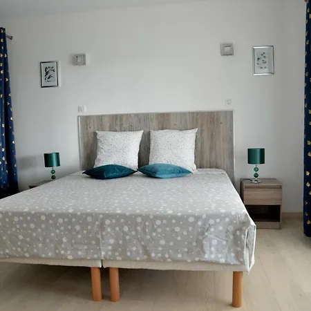 Apartment Domaine De L'herbe Sainte Mirepeisset