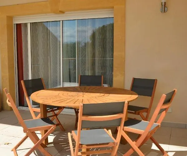 Apartament Domaine De L'herbe Sainte